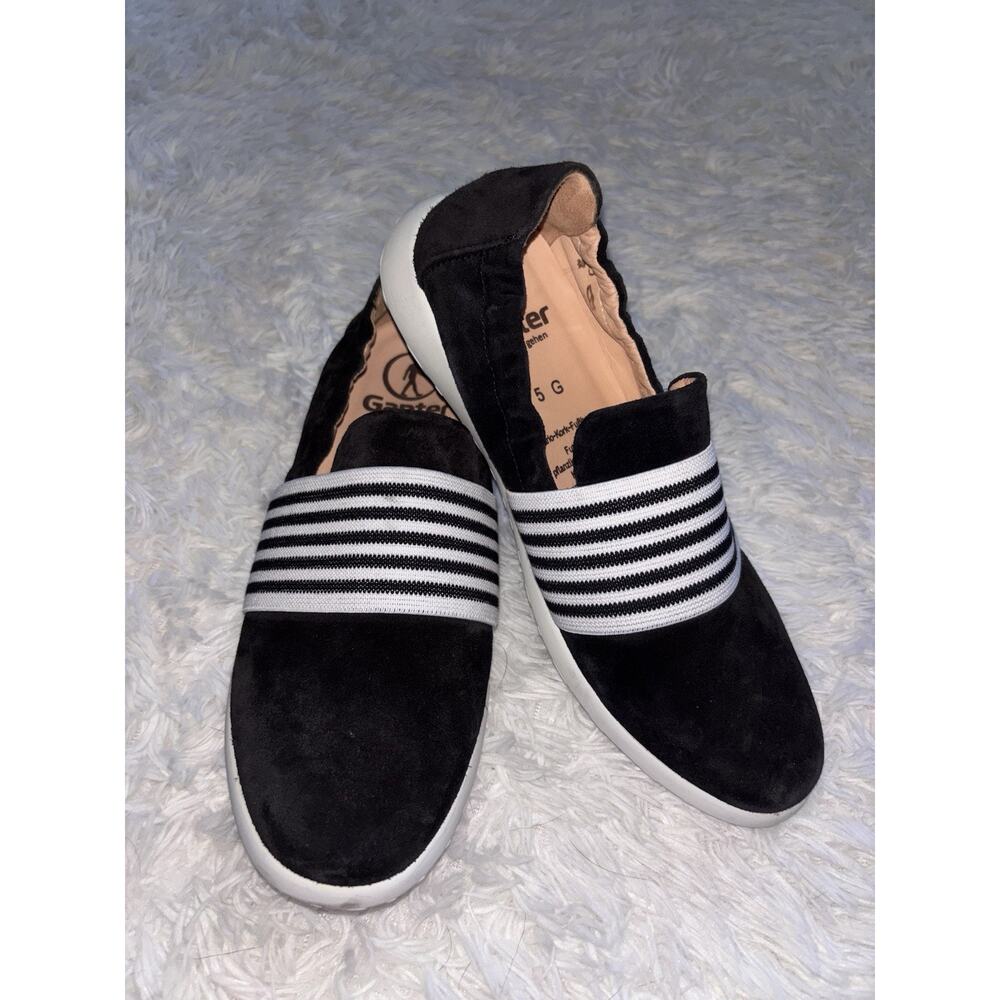 Ganter women sz. 5G "Gabby" (7.5 Wide US) slip on black sneaker. EXC. condition